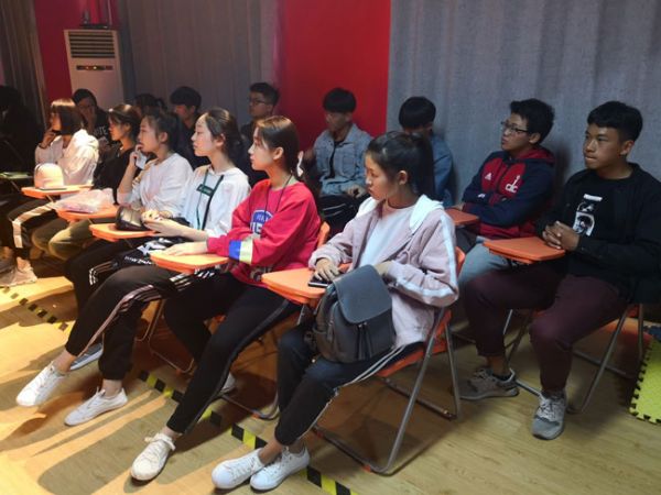怎樣才能提高自己的表演技巧？